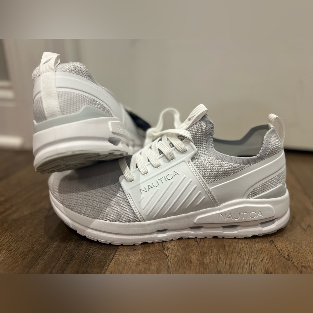 New Mens Nautica Gareth White Sneaker size 10
